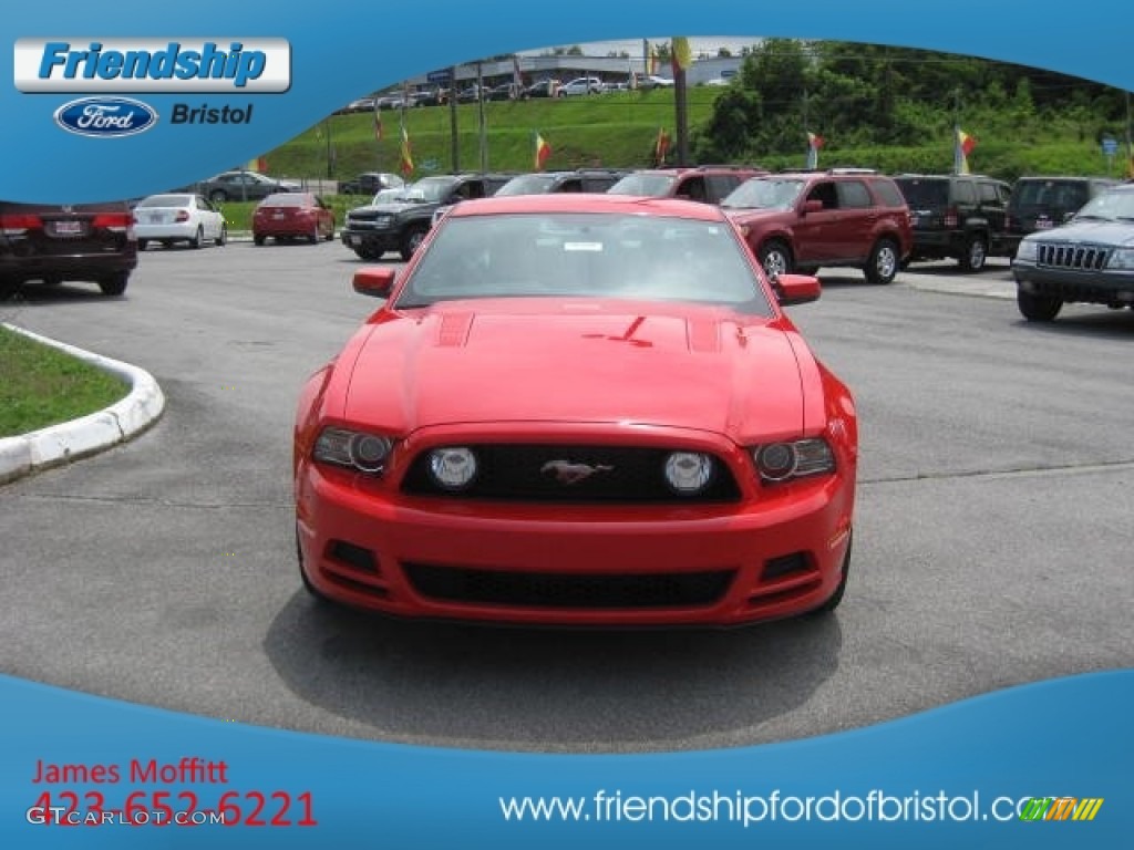 2013 Mustang GT Coupe - Race Red / Charcoal Black photo #3