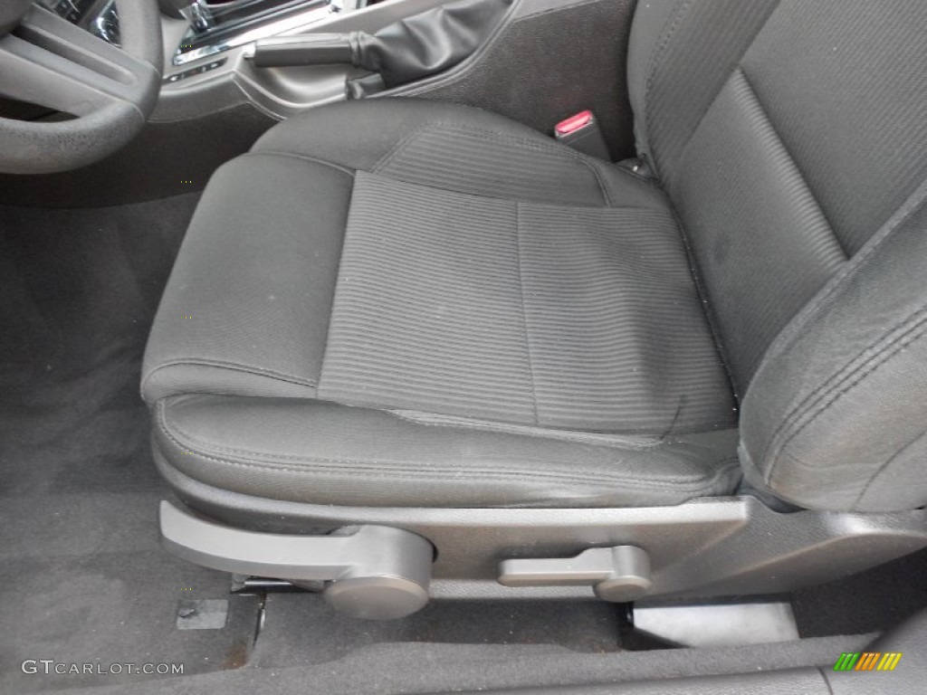 Charcoal Black Interior 2010 Ford Mustang V6 Coupe Photo #66579698