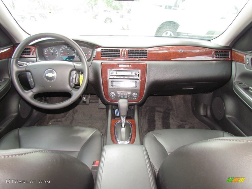 2009 Chevrolet Impala LTZ Ebony Dashboard Photo #66579992