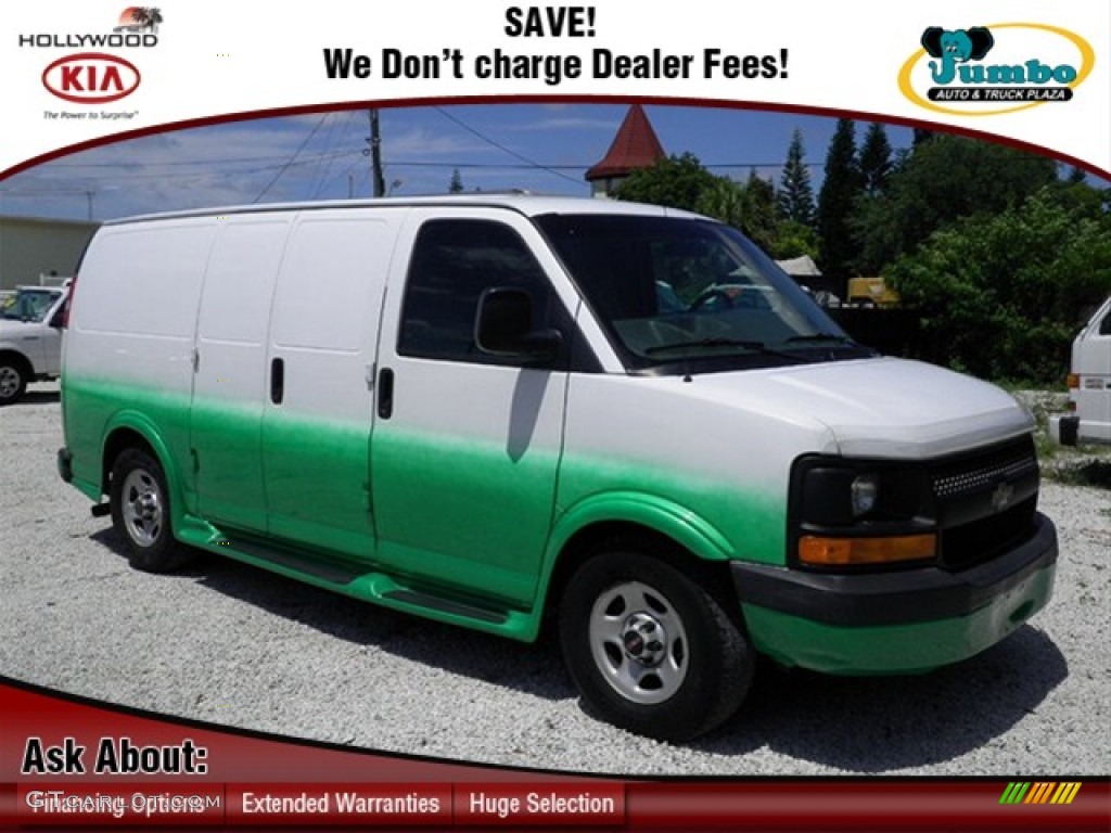 Summit White Chevrolet Express