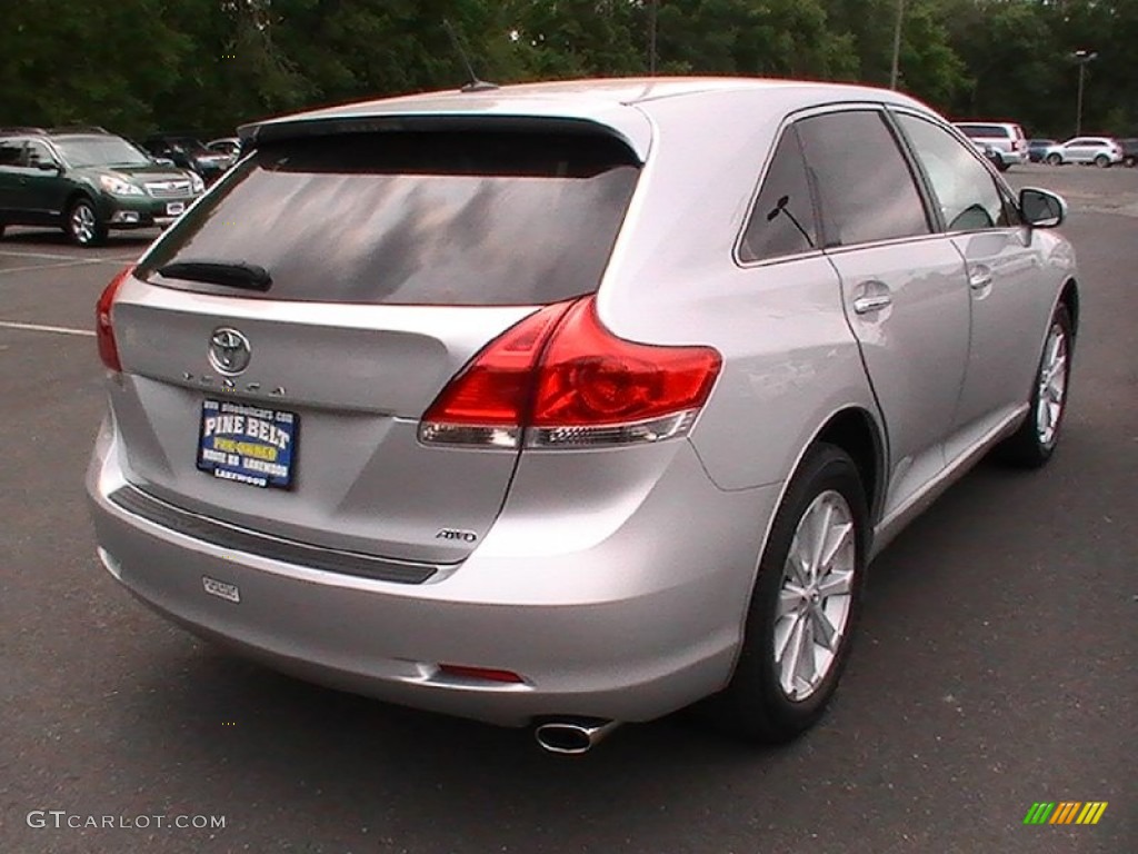 2009 Venza AWD - Classic Silver Metallic / Gray photo #4