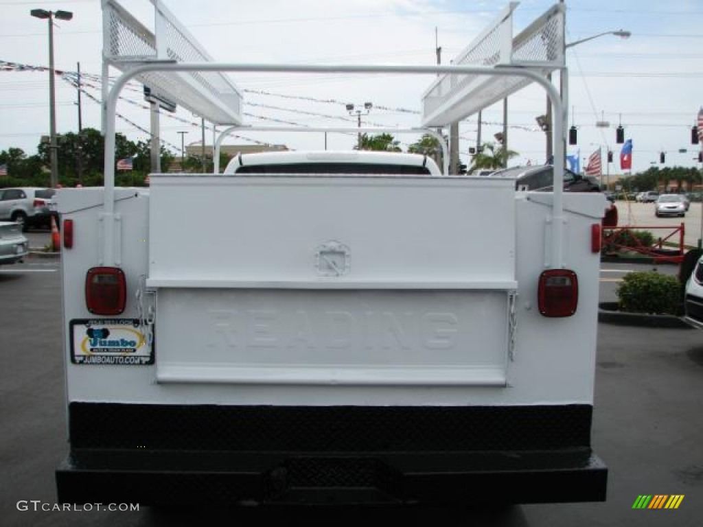 2003 Silverado 2500HD Regular Cab Chassis Utility - Summit White / Dark Charcoal photo #10