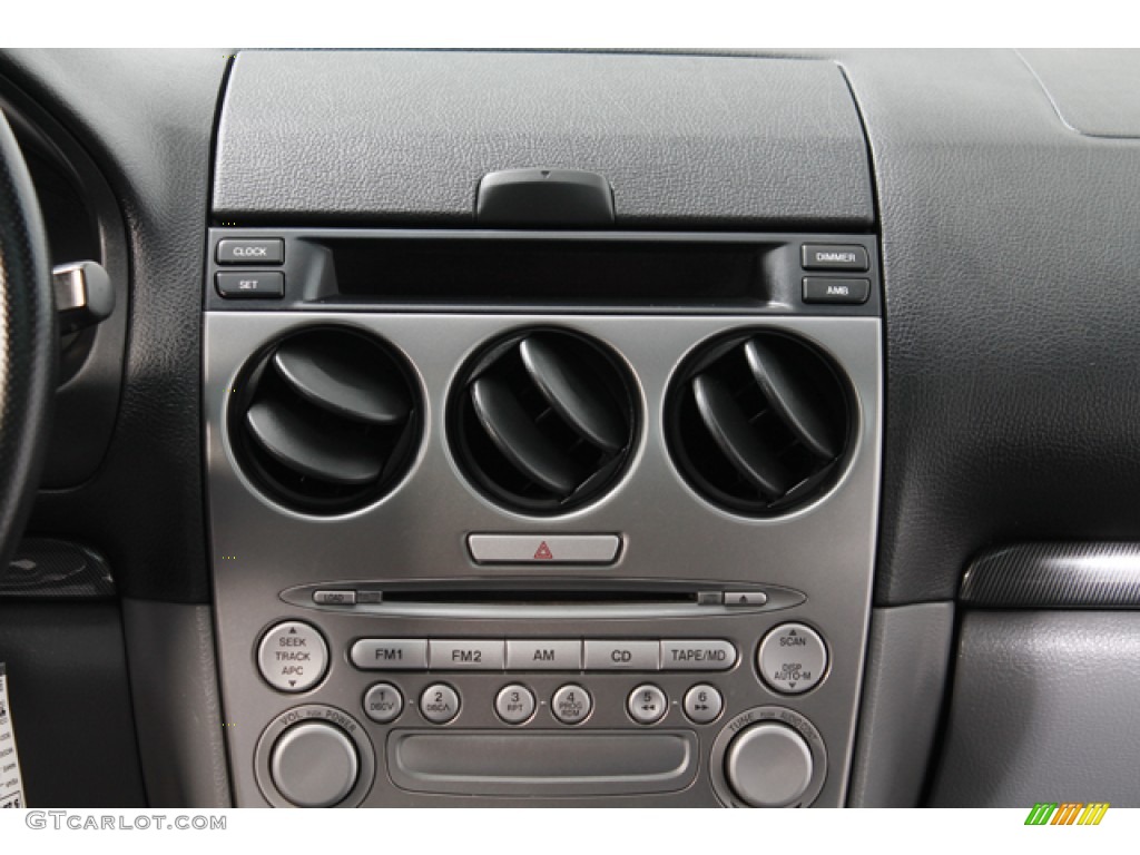 2004 Mazda MAZDA6 s Sport Wagon Controls Photo #66585512