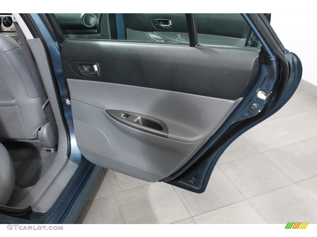 2004 Mazda MAZDA6 s Sport Wagon Gray Door Panel Photo #66585550