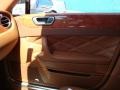 Glacier White - Continental Flying Spur Speed Photo No. 17