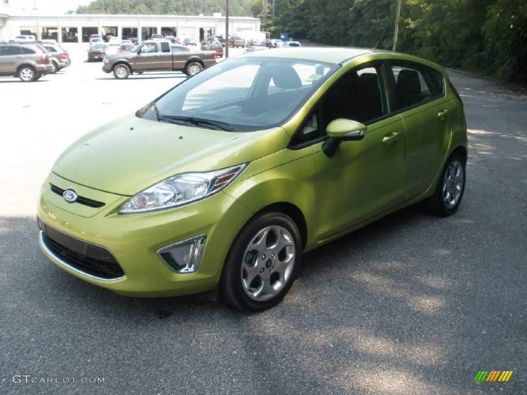 2011 Fiesta SES Hatchback - Lime Squeeze Metallic / Charcoal Black/Blue Cloth photo #11