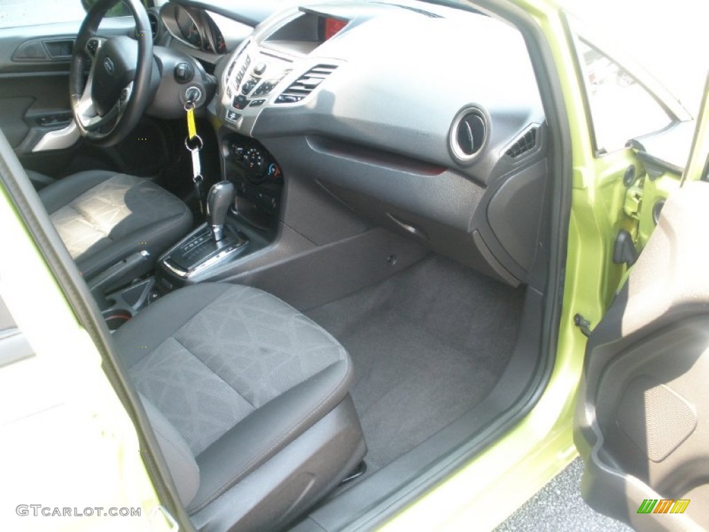 2011 Fiesta SES Hatchback - Lime Squeeze Metallic / Charcoal Black/Blue Cloth photo #19