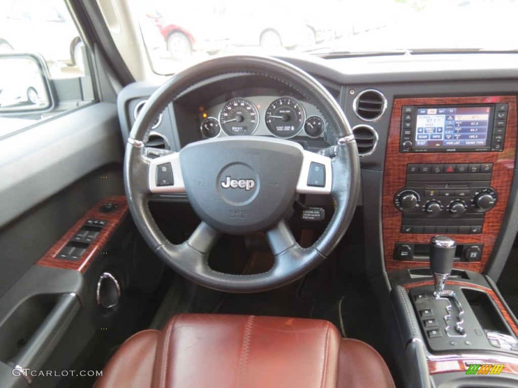 2009 Jeep Commander Limited 4x4 Dashboard Photos