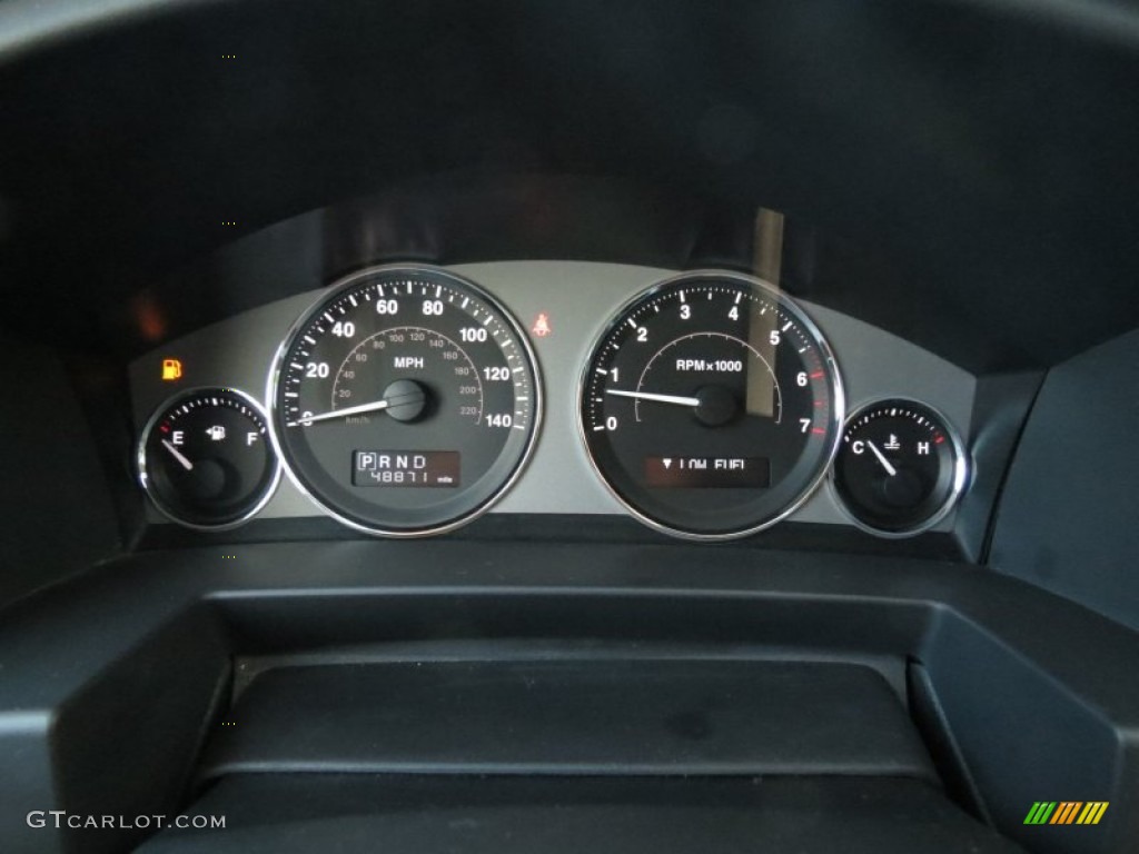2009 Jeep Commander Limited 4x4 Gauges Photo #66588654