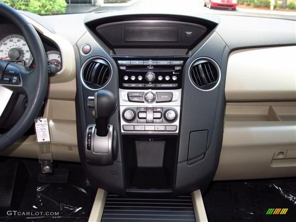 2012 Honda Pilot EX Controls Photo #66589926