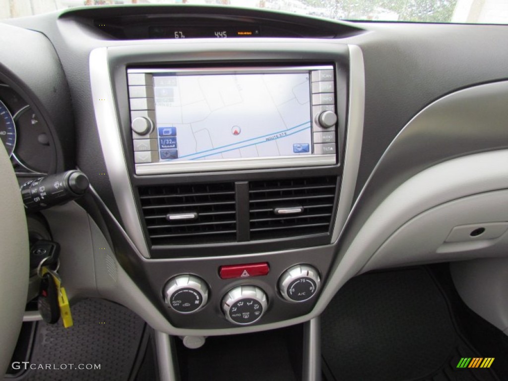 2011 Subaru Forester 2.5 X Limited Navigation Photos