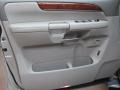 Silver Indulgence - QX 56 4WD Photo No. 49