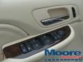 White Diamond - Escalade ESV AWD Photo No. 15