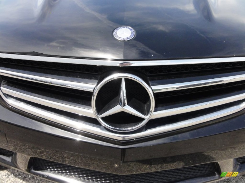 2011 Mercedes-Benz C 63 AMG Marks and Logos Photo #66597313