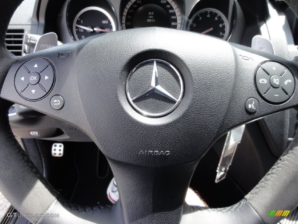 2011 Mercedes-Benz C 63 AMG Controls Photo #66597419