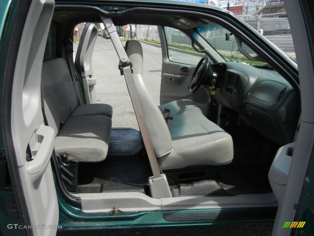 2000 F150 XL Extended Cab 4x4 - Amazon Green Metallic / Medium Graphite photo #13