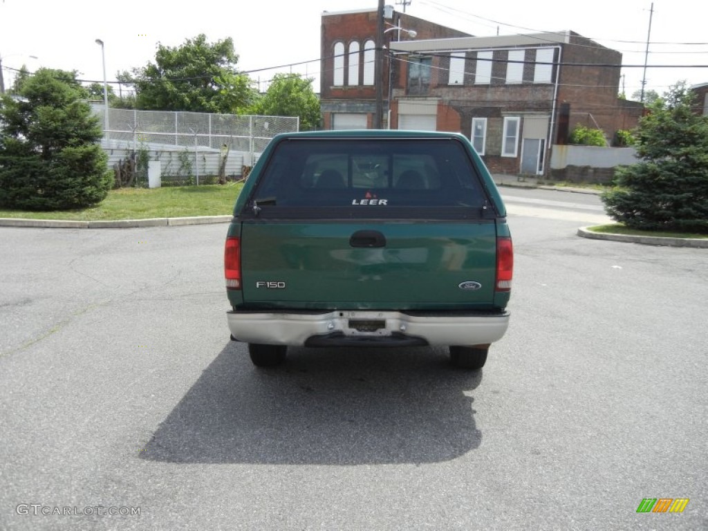 2000 F150 XL Extended Cab 4x4 - Amazon Green Metallic / Medium Graphite photo #14