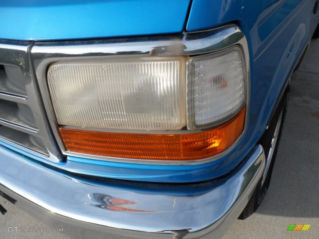1995 F150 XL Regular Cab - Bright Sapphire Pearl Metallic / Blue photo #9