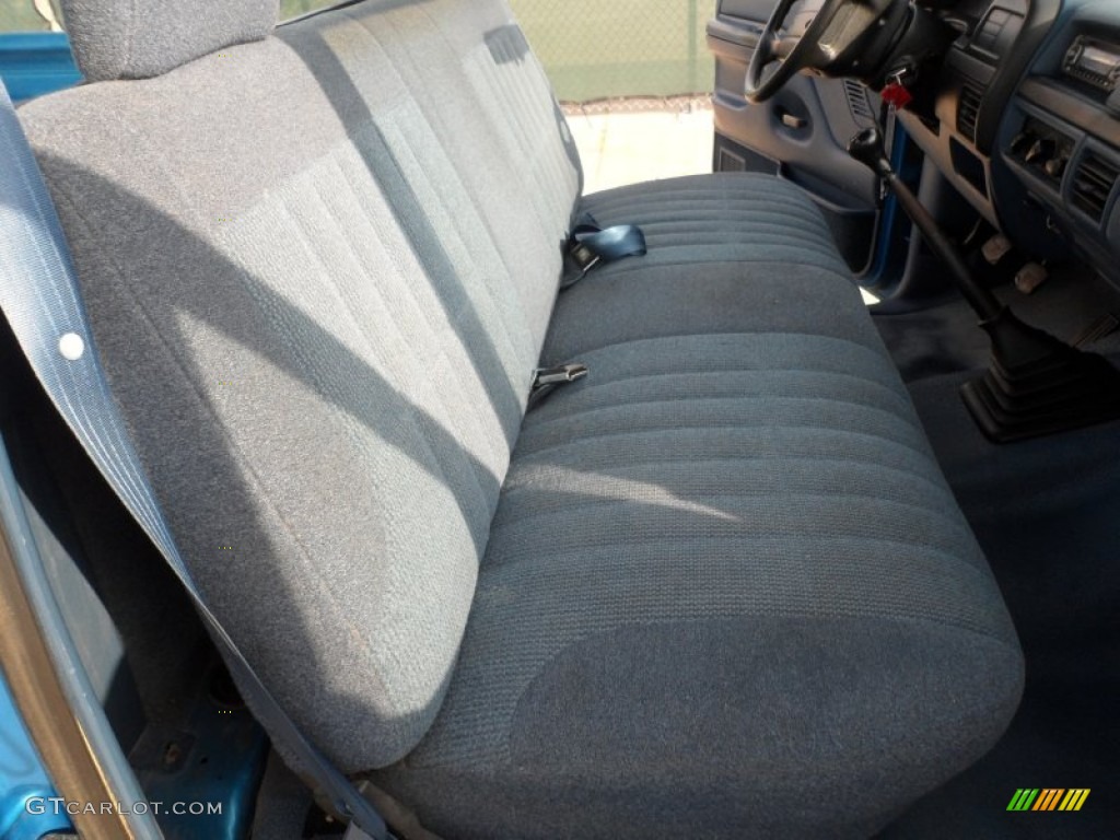 1995 F150 XL Regular Cab - Bright Sapphire Pearl Metallic / Blue photo #21