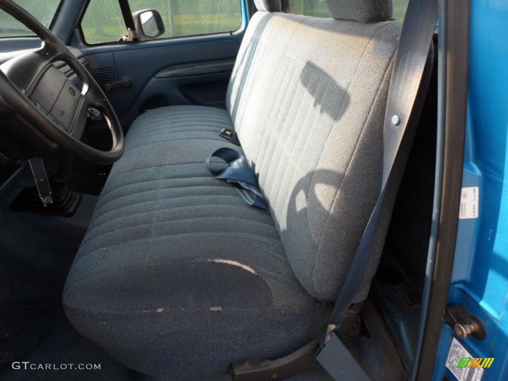 1995 F150 XL Regular Cab - Bright Sapphire Pearl Metallic / Blue photo #23