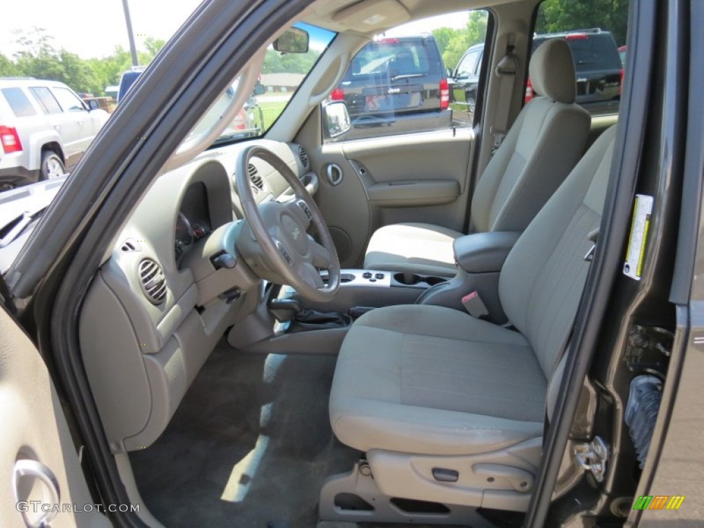 Khaki Interior 2006 Jeep Liberty Limited 4x4 Photo #66607544