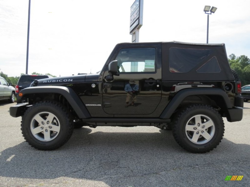 2012 Wrangler Rubicon 4X4 - Black / Black photo #4