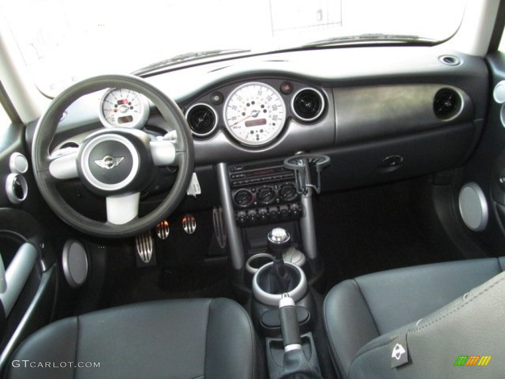 2006 Cooper S Hardtop - Space Blue Metallic / Panther Black photo #13