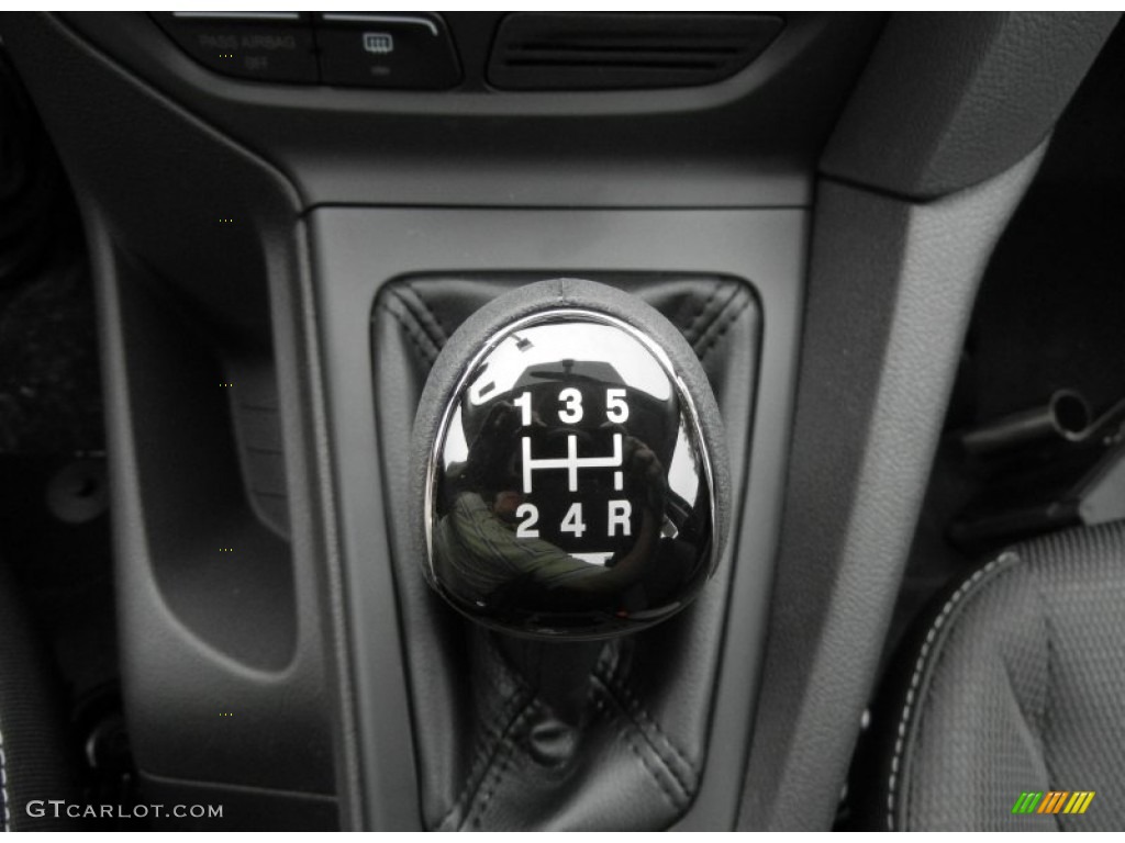 2012 Ford Focus S Sedan 5 Speed Manual Transmission Photo #66610074