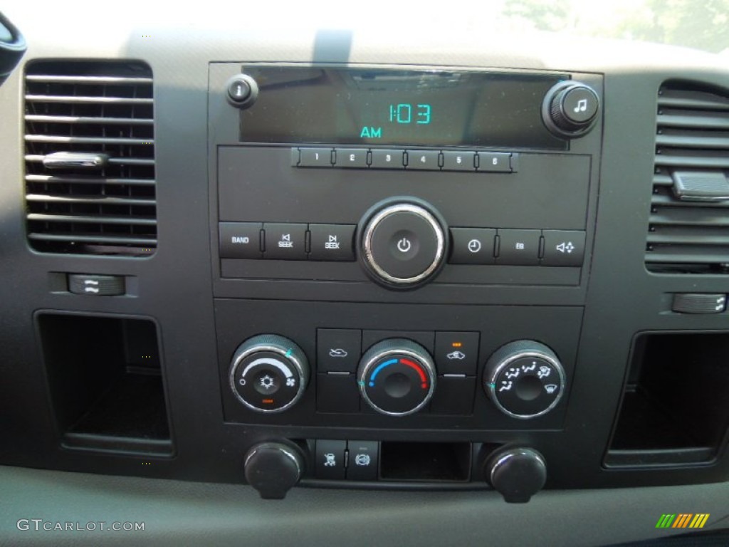 2011 GMC Sierra 2500HD Work Truck Regular Cab 4x4 Controls Photos