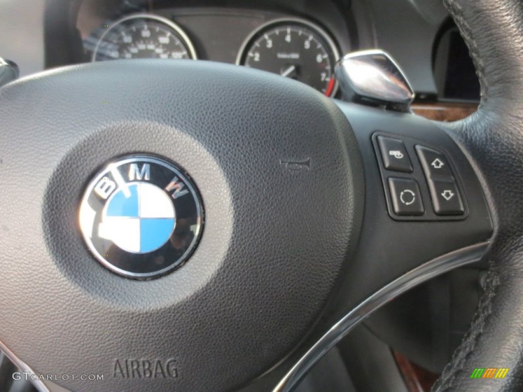 2009 3 Series 335i Convertible - Black Sapphire Metallic / Black photo #31