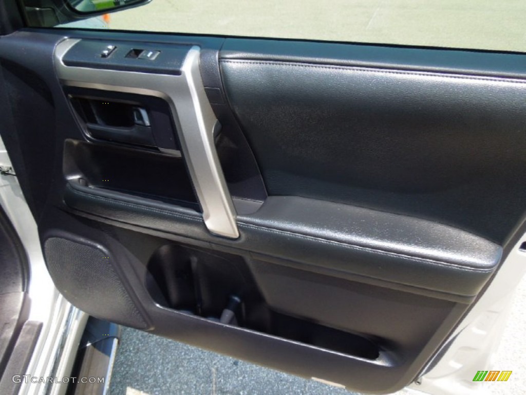 2011 Toyota 4Runner Limited 4x4 Door Panel Photos