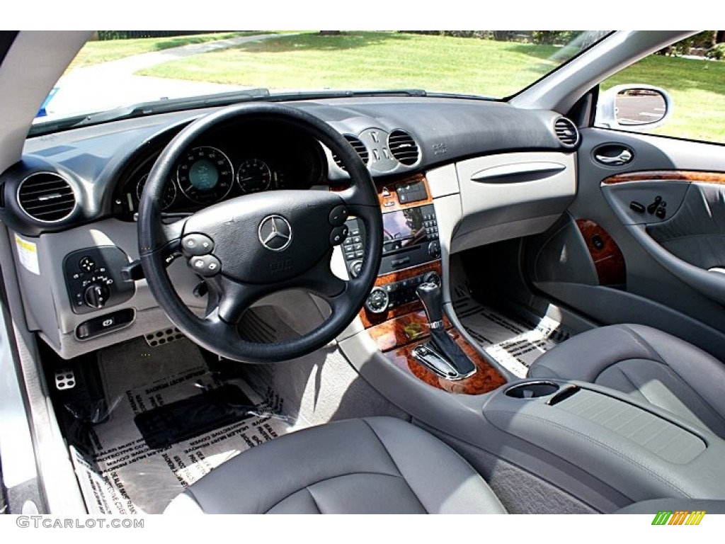 2007 Mercedes-Benz CLK 350 Coupe Stone Dashboard Photo #66617246