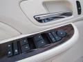 Red-E - Escalade EXT AWD Photo No. 15