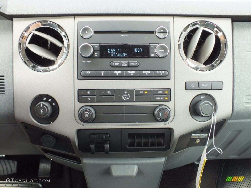 2012 F350 Super Duty XLT Crew Cab 4x4 - Ingot Silver Metallic / Steel photo #16