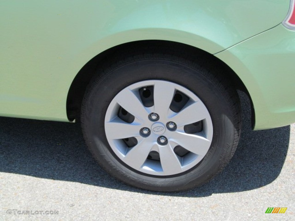 2011 Hyundai Accent GL 3 Door Wheel Photo #66621761