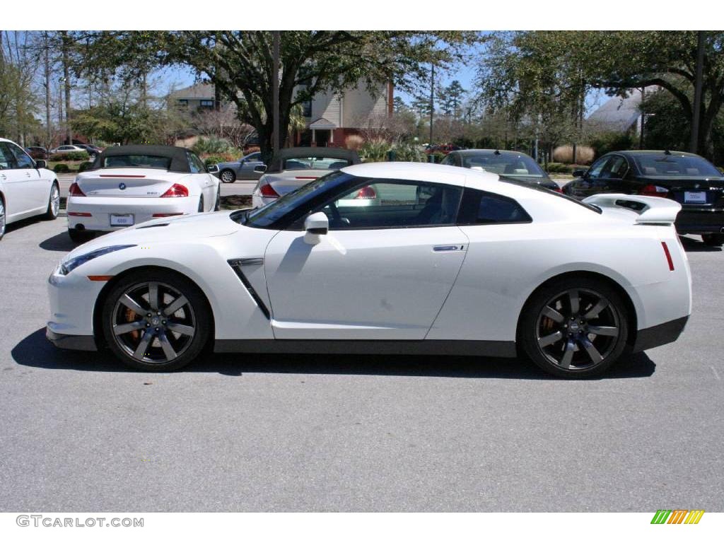 2009 GT-R Premium - Ivory White / Gray photo #4