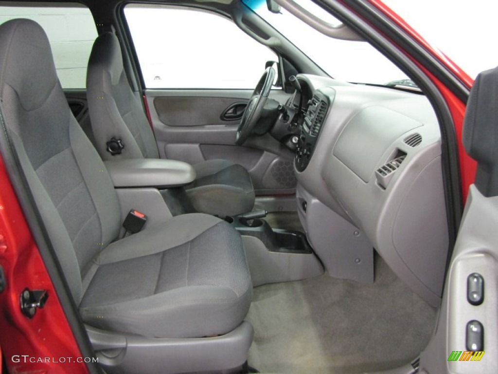 2001 Escape XLT V6 4WD - Bright Red Metallic / Medium Graphite Grey photo #14