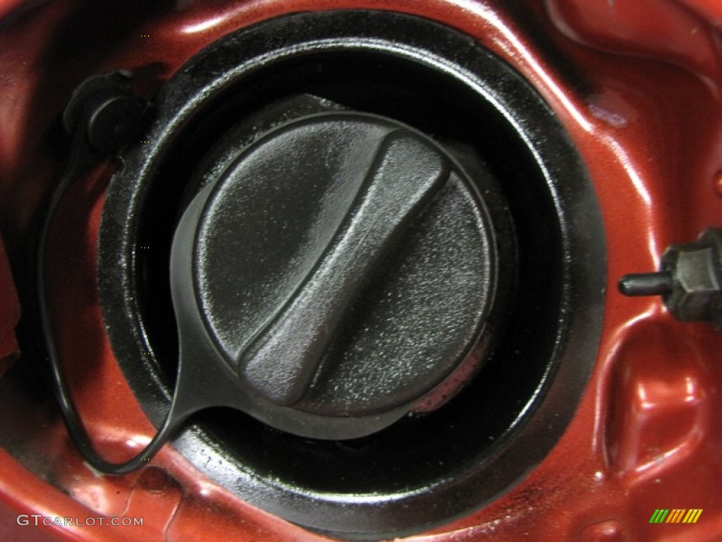 2001 Escape XLT V6 4WD - Bright Red Metallic / Medium Graphite Grey photo #37