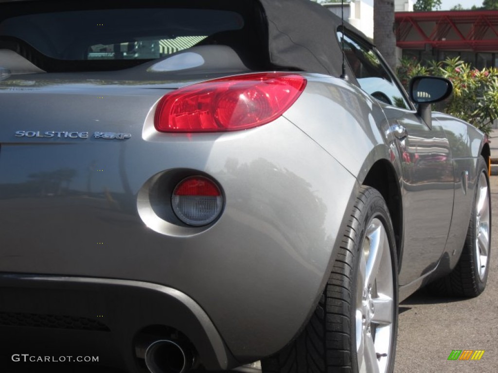 2007 Solstice GXP Roadster - Sly Gray / Ebony photo #17