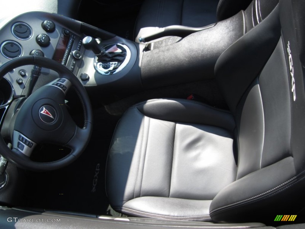 2007 Solstice GXP Roadster - Sly Gray / Ebony photo #39