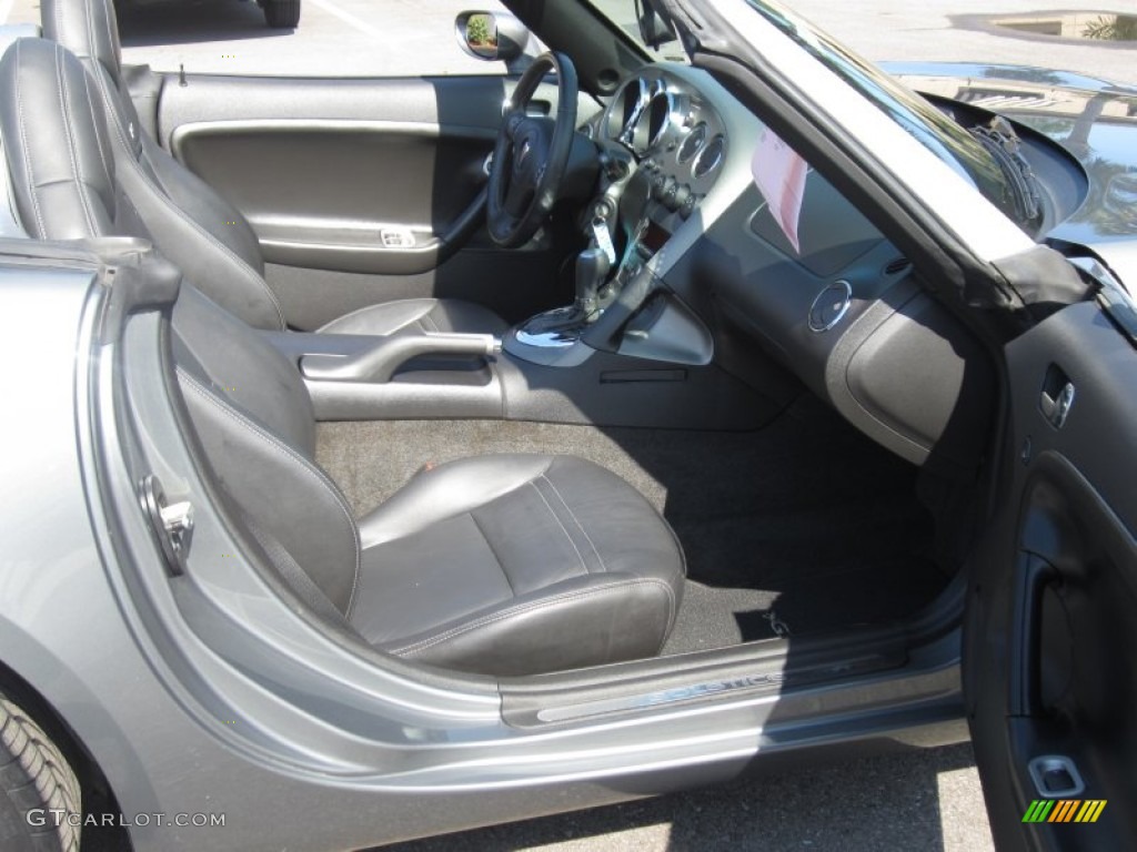 2007 Solstice GXP Roadster - Sly Gray / Ebony photo #43