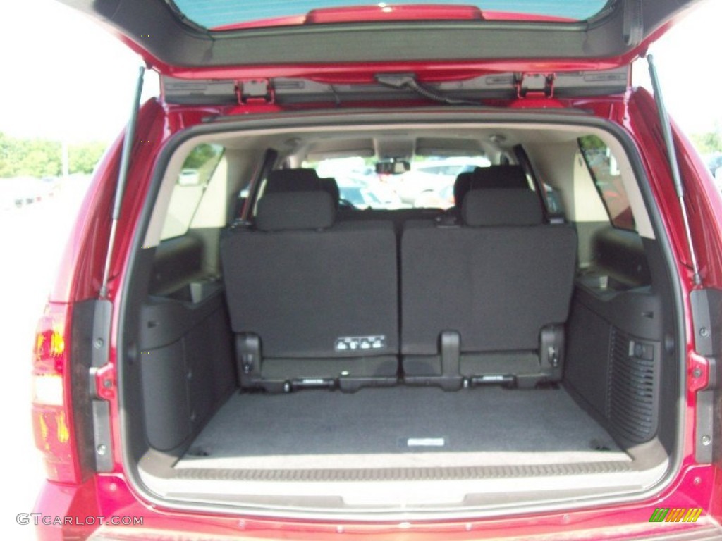 2012 Chevrolet Suburban LS 4x4 Trunk Photos