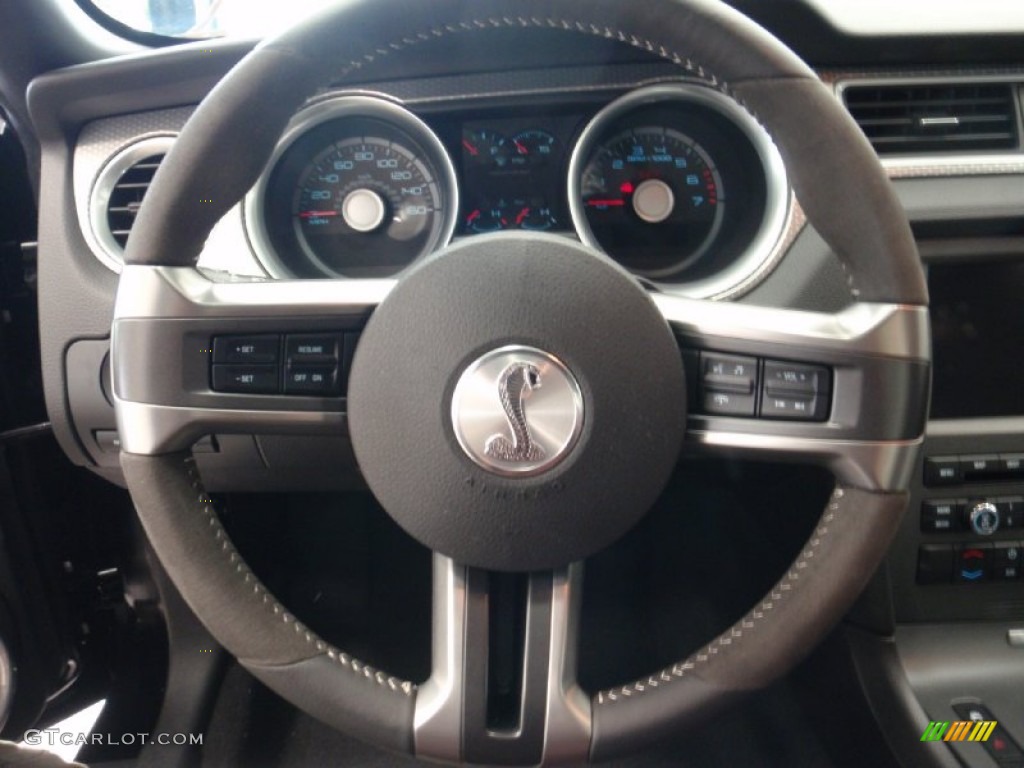 2010 Ford Mustang Shelby GT500 Coupe Charcoal Black/White Steering Wheel Photo #66628163