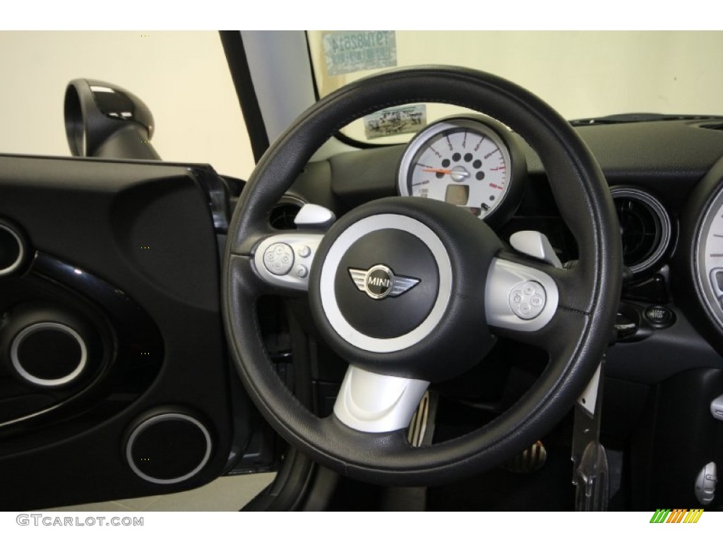 2009 Mini Cooper S Hardtop Black/Rooster Red Steering Wheel Photo #66629534