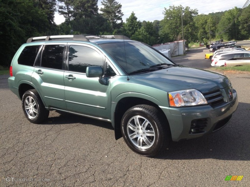 2005 Mitsubishi Endeavor Limited AWD Exterior Photos