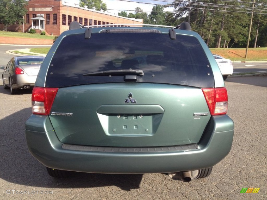 2005 Endeavor Limited AWD - Machine Green Metallic / Sand Blast Beige photo #4
