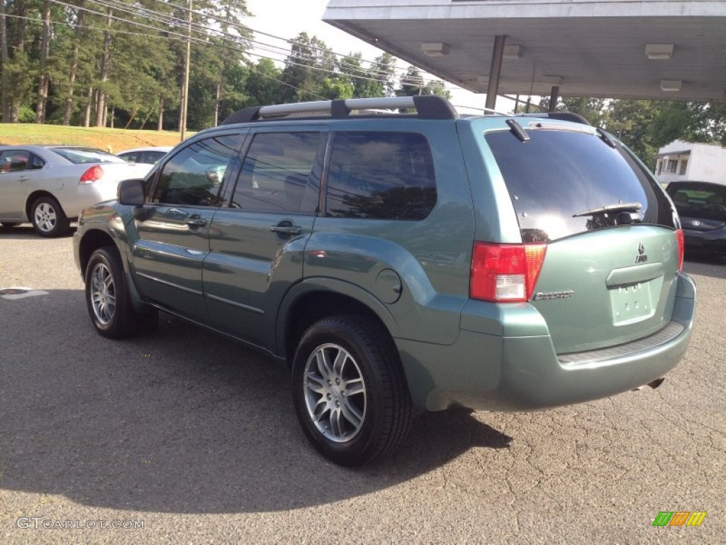 2005 Endeavor Limited AWD - Machine Green Metallic / Sand Blast Beige photo #5