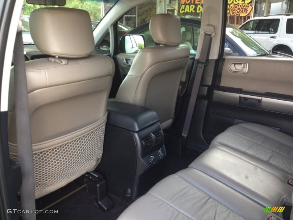 2005 Mitsubishi Endeavor Limited AWD Rear Seat Photo #66629807