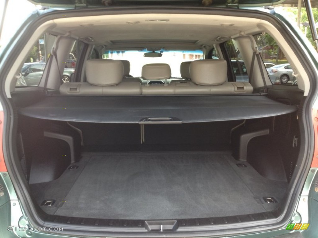 2005 Mitsubishi Endeavor Limited AWD Trunk Photo #66629840