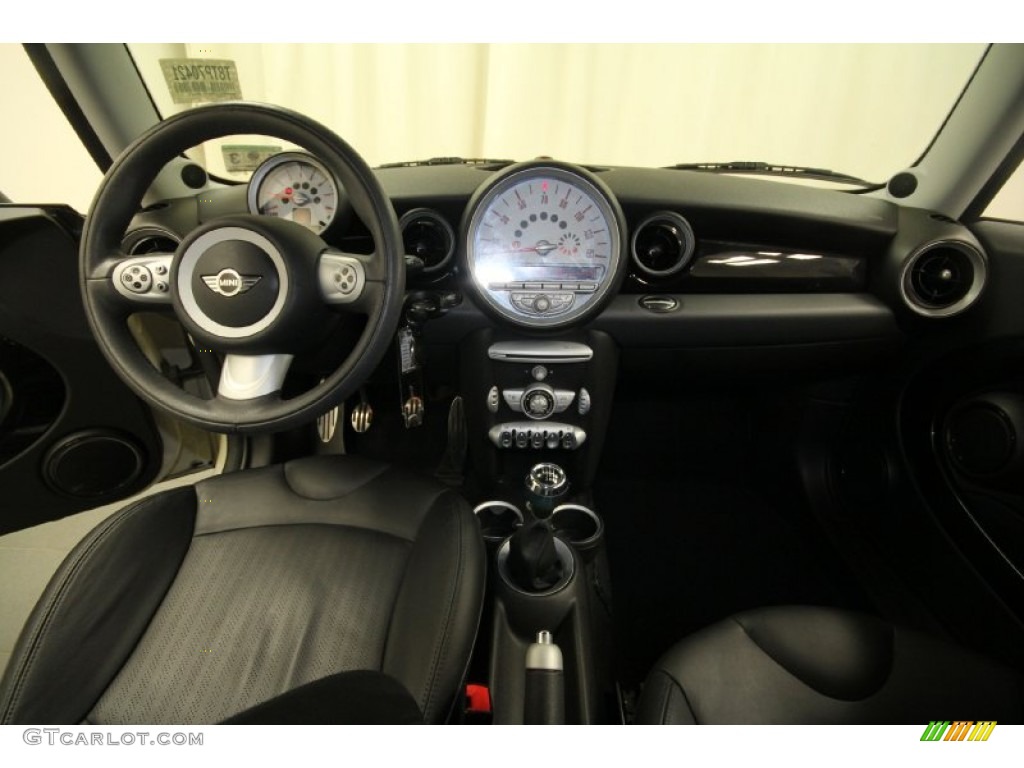 2008 Cooper S Clubman - Pepper White / Punch Carbon Black photo #4